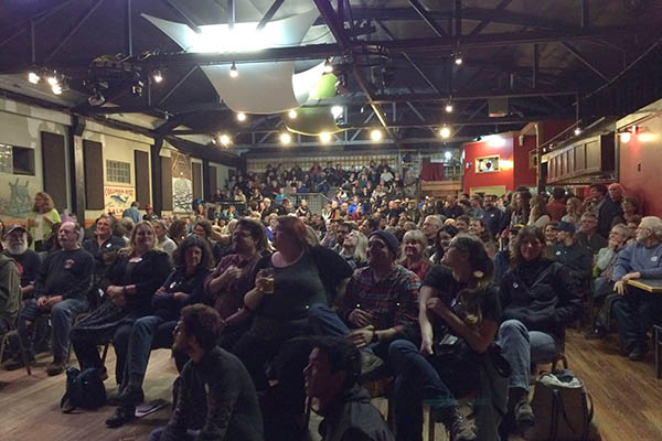 audience at the fisher poets gathering